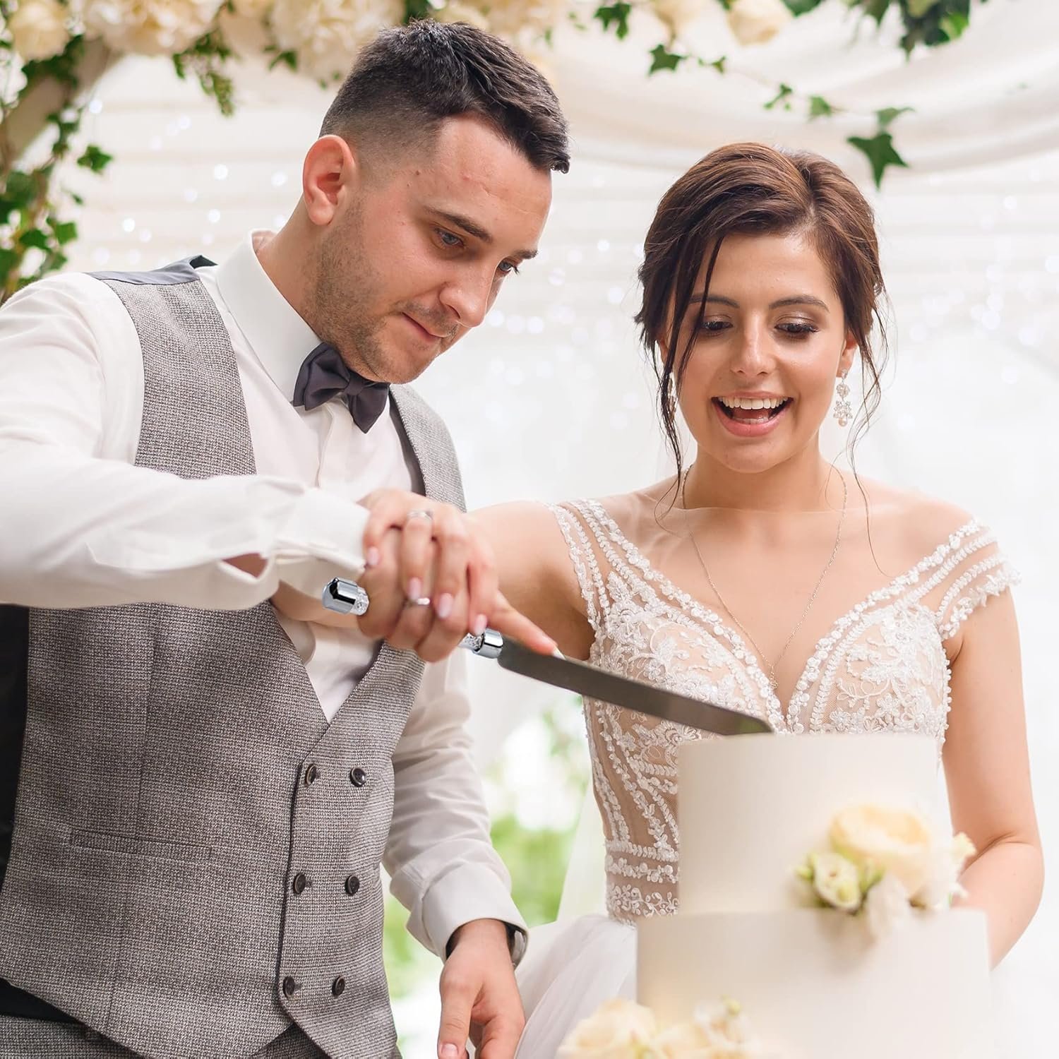 Wedding Cake Knife and Sever Set, Wedding Champagne Flutes and Cake Knife Server Set, Cake Cutting Set for Wedding, Engagement Gfits for Couples - Image 5